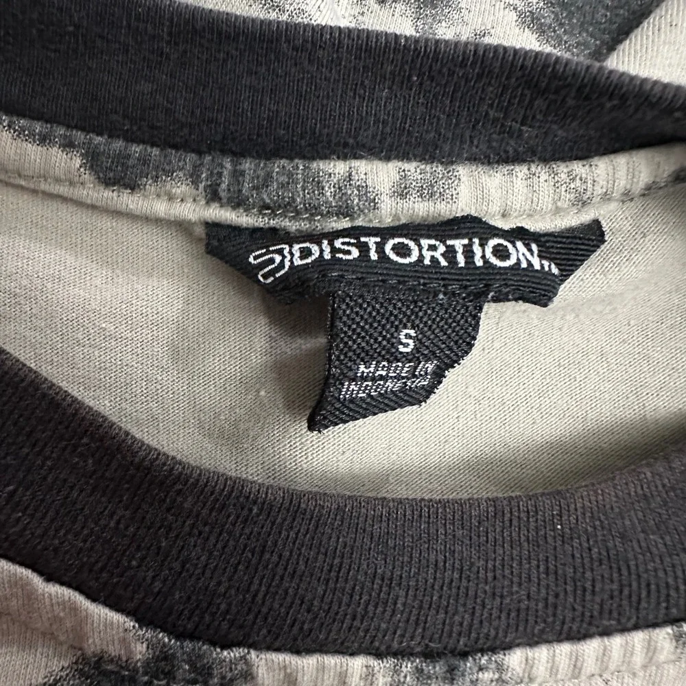 Distortion social king